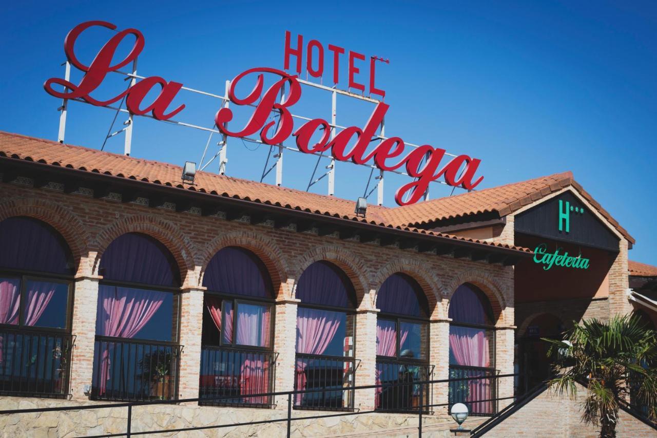 Hotel La Bodega La Almunia de Dona Godina Luaran gambar