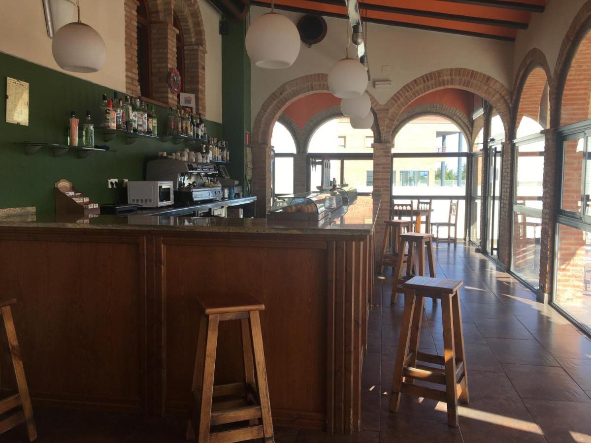 Hotel La Bodega La Almunia de Dona Godina Luaran gambar