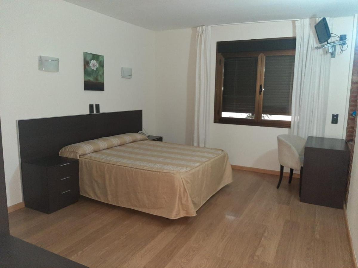 Hotel La Bodega La Almunia de Dona Godina Luaran gambar